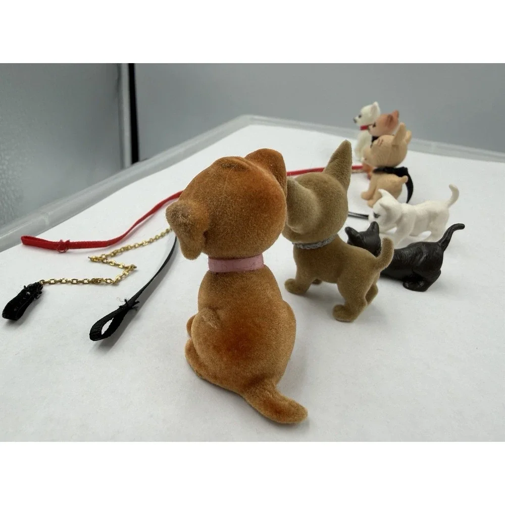 Vintage Lot Of 5 Dogs & 2 Cats Dollhouse Miniature Dogs Puppy Kitty Tiny W/leash